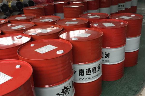 快速光亮淬火油有什么特點(diǎn)，使用時(shí)要注意什么？